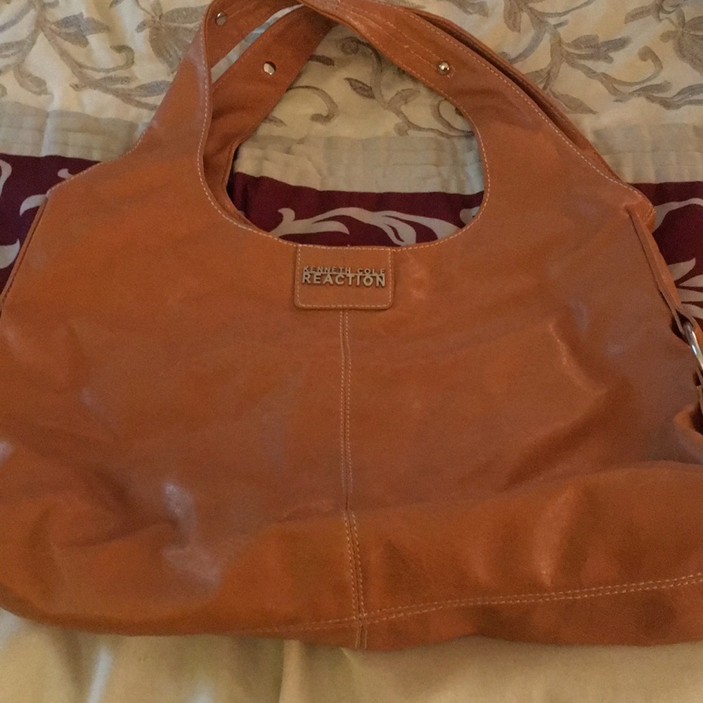 Super stylish Kenneth Cole Hobo Bag!
